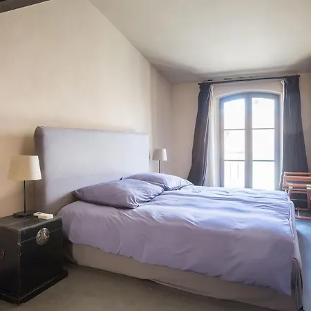 Beautiful House In The Heart Of Tropez ! Ferienhaus